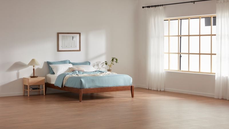 Metal Bed Frame Queen vs Wooden Frames: Which Is Better?

