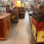 What Is a Furniture Outlet and How Does It Work?